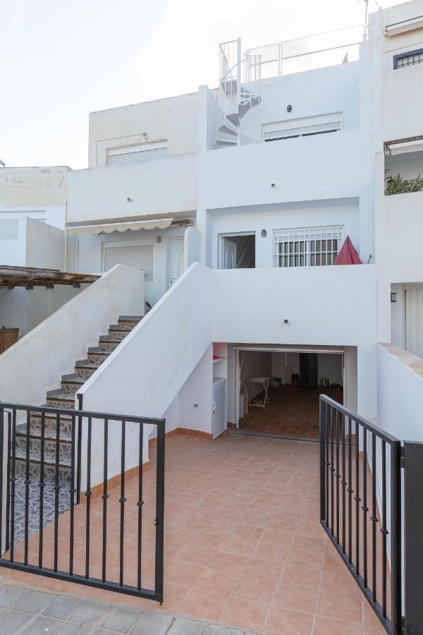 Apartamento La Terraza de Agua Amarga Agua Amarga  Exterior foto